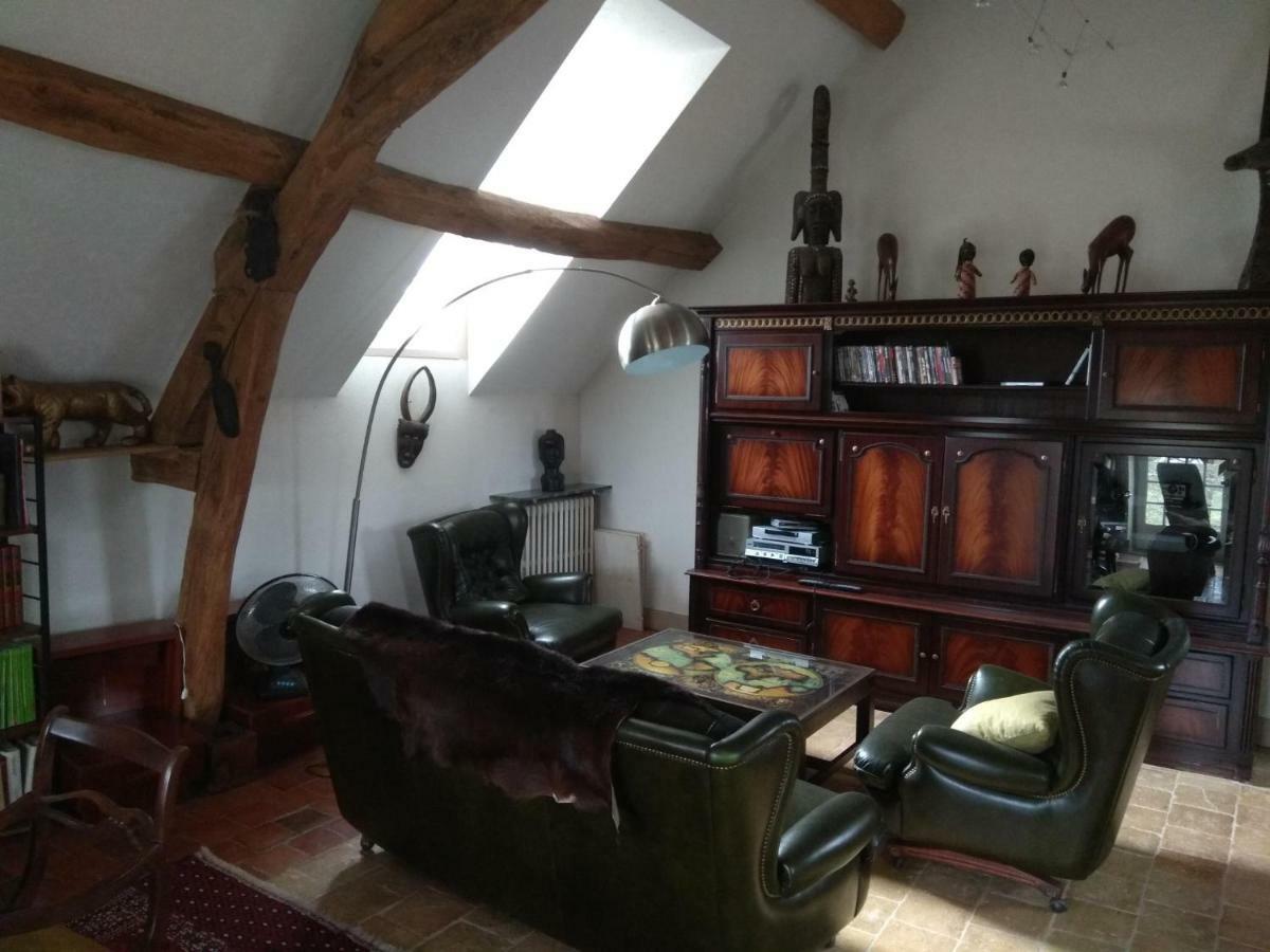 Maison Des Arts Francueil Kültér fotó