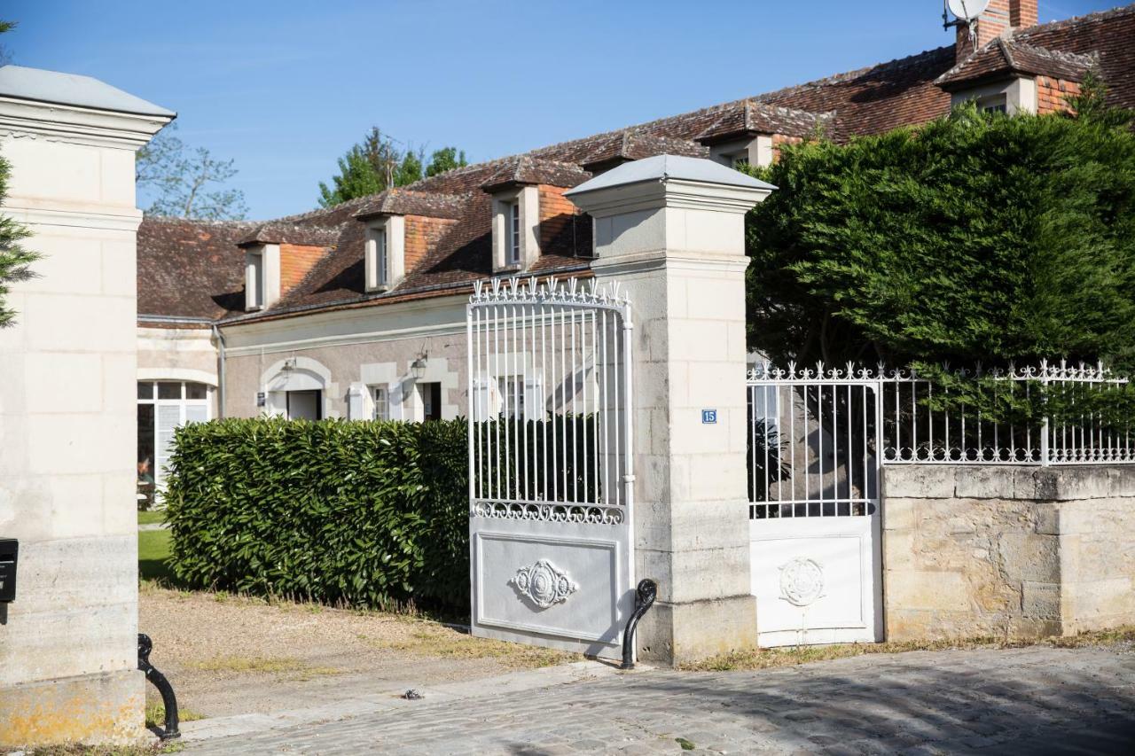 Maison Des Arts Francueil Kültér fotó